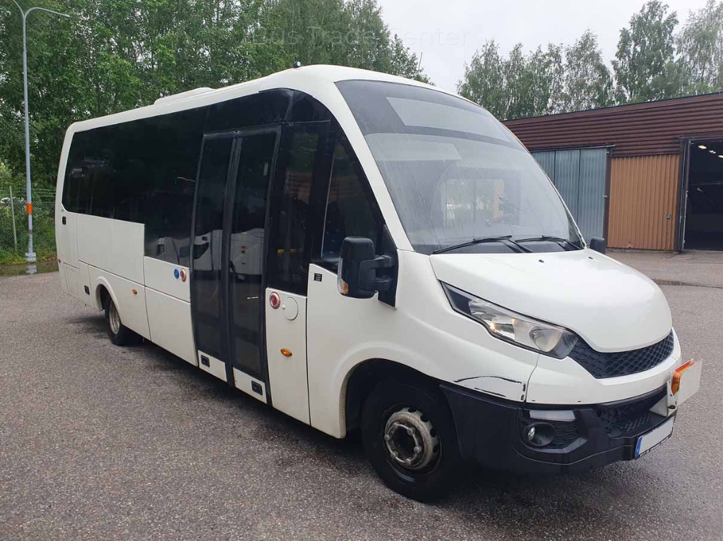 IVECO Rosero FIRST 2015