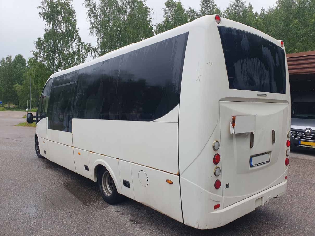 IVECO Rosero FIRST 2015