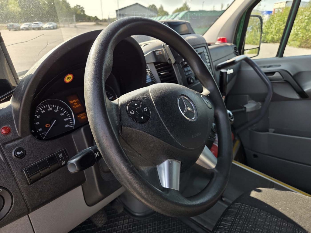 MERCEDES SPRINTER 516 CDI Automet // 7 pcs with lift