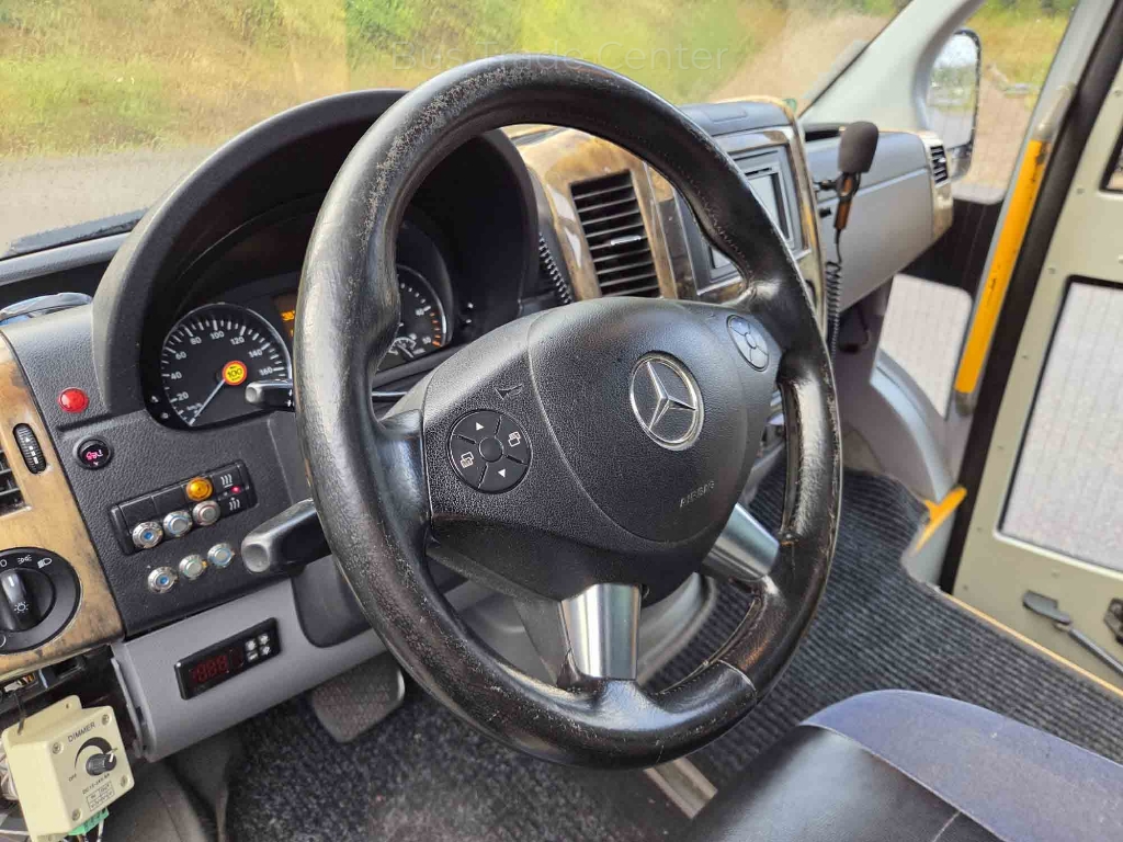MERCEDES SPRINTER 519 CDI Autocuby