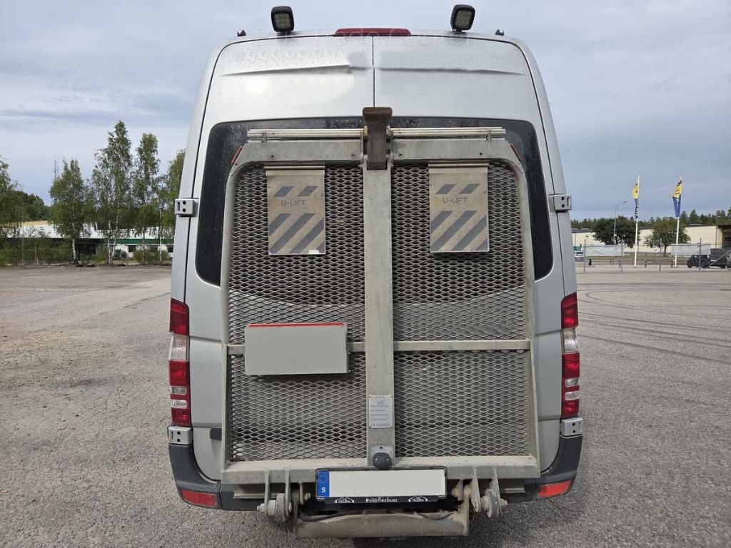 MERCEDES SPRINTER 516 CDI Automet // 7 pcs with lift