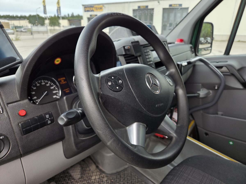 MERCEDES SPRINTER 516 CDI Automet // 7 pcs with lift