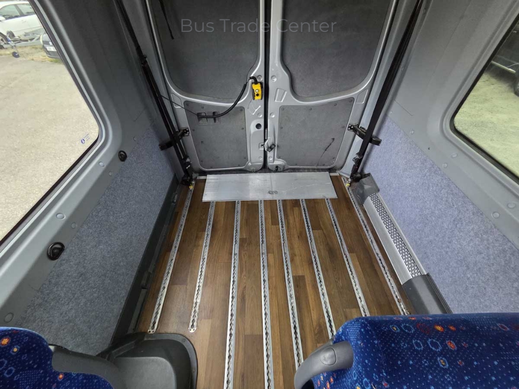 MERCEDES SPRINTER 516 CDI Automet // 7 pcs with lift