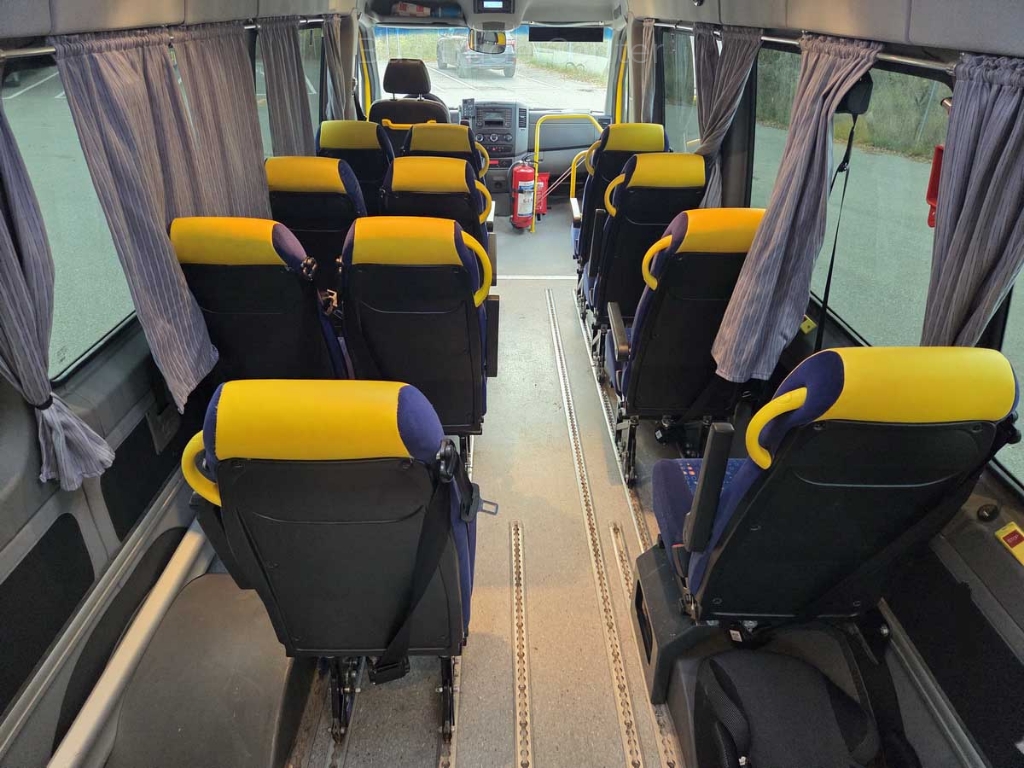 VOLKSWAGEN CRAFTER 50 SKÅP LR