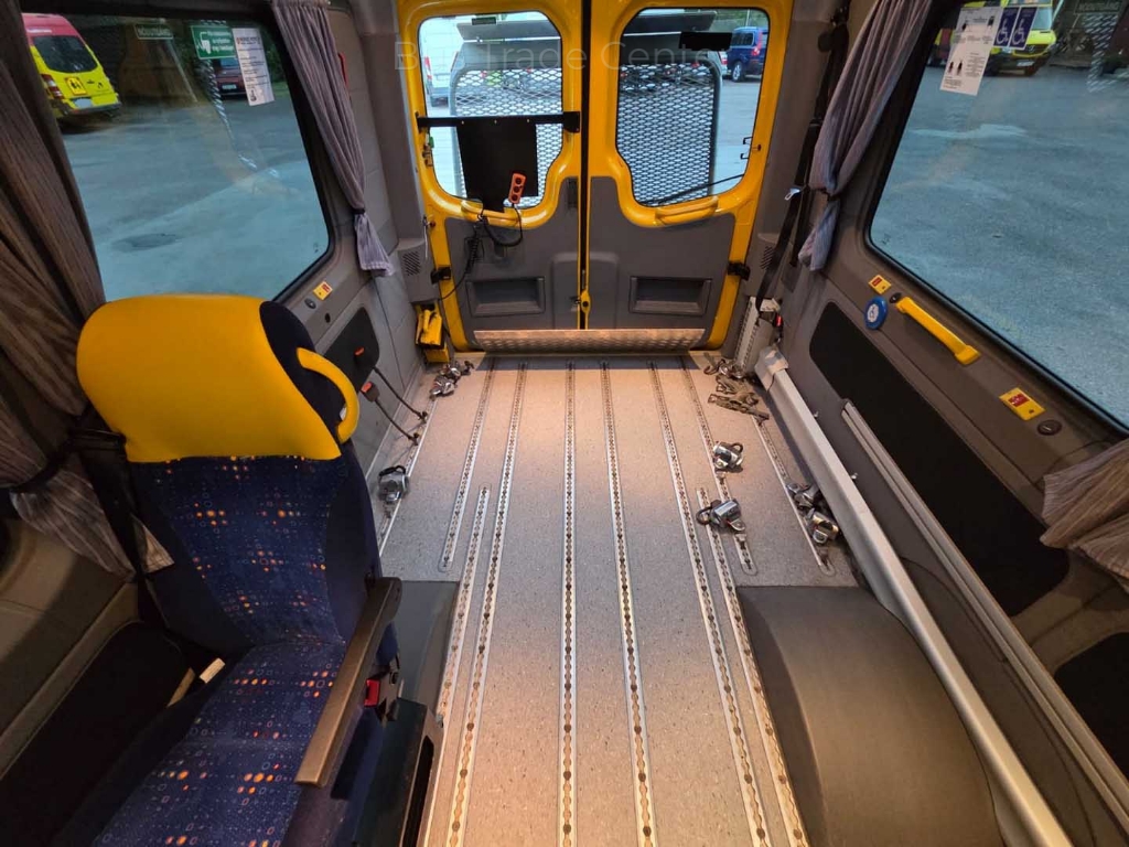 VOLKSWAGEN CRAFTER 50 SKÅP LR