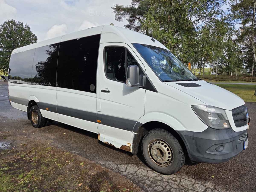 MERCEDES SPRINTER 516 CDI // 24seats