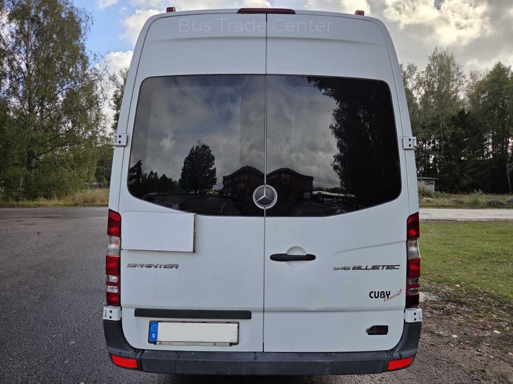 MERCEDES SPRINTER 516 CDI // 24seats
