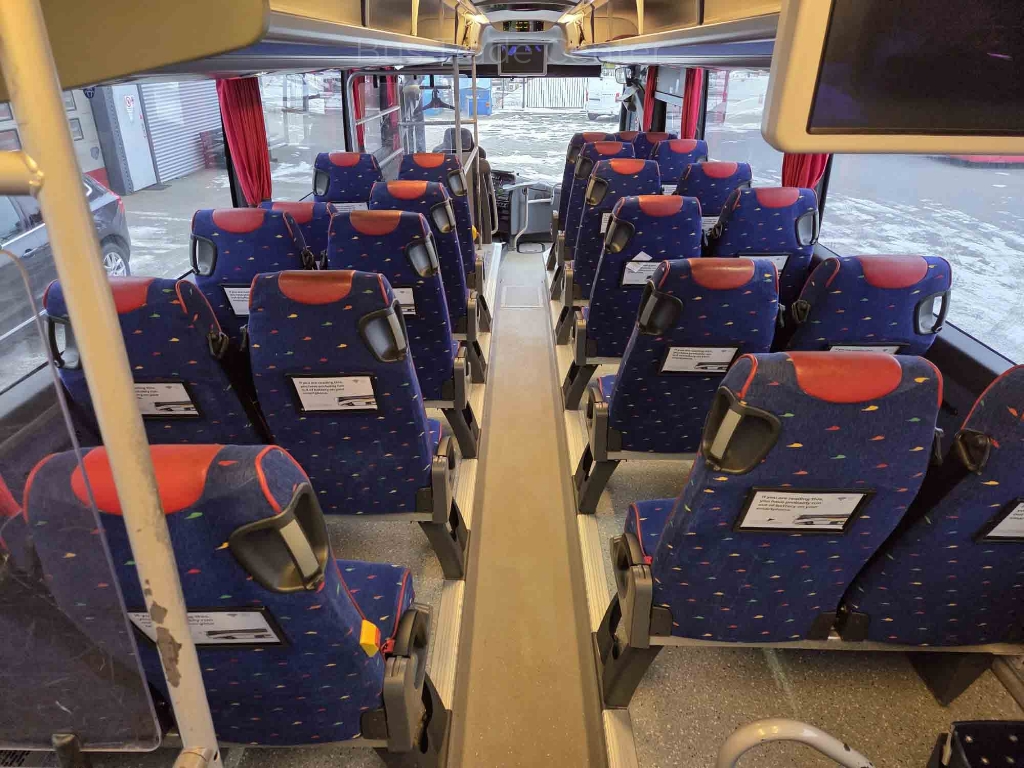 SCANIA OMNIEXPRESS 3AXL