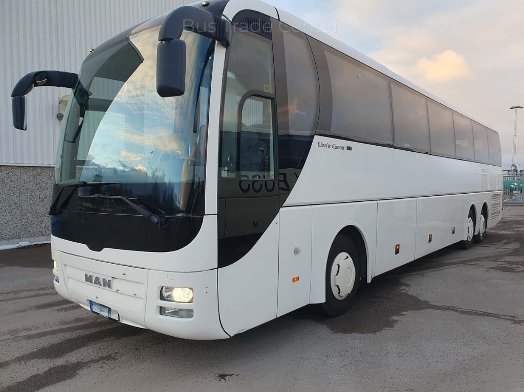 MAN LION´S COACH L B.2007.46.007
