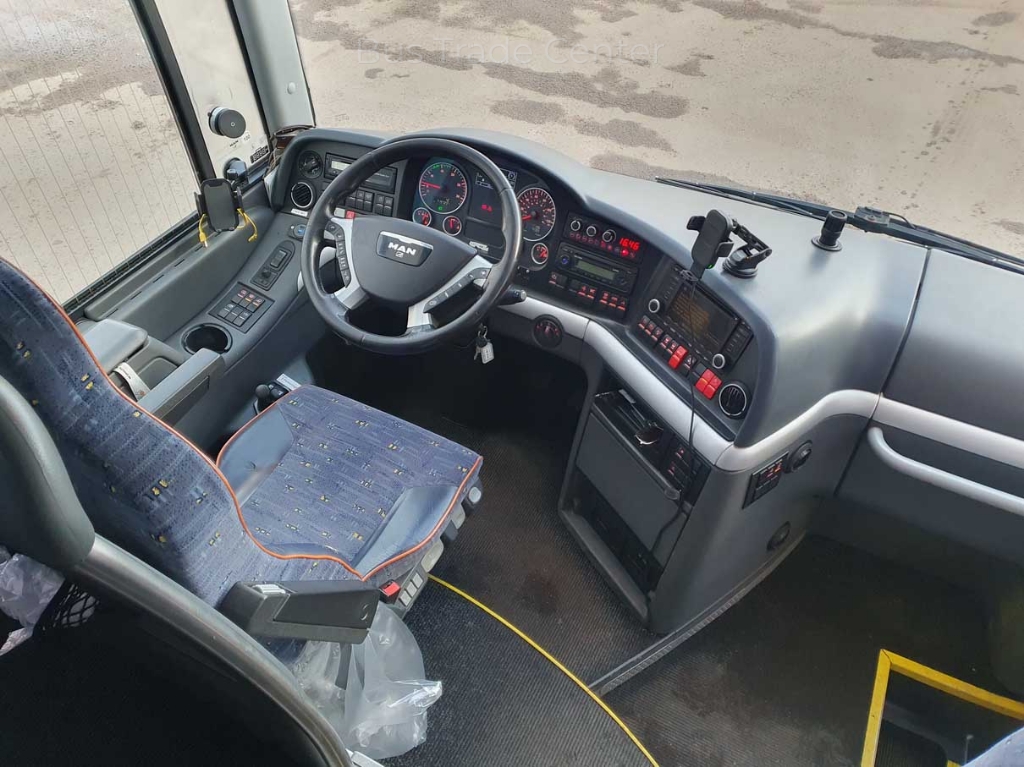 MAN LION´S COACH L B.2007.46.007