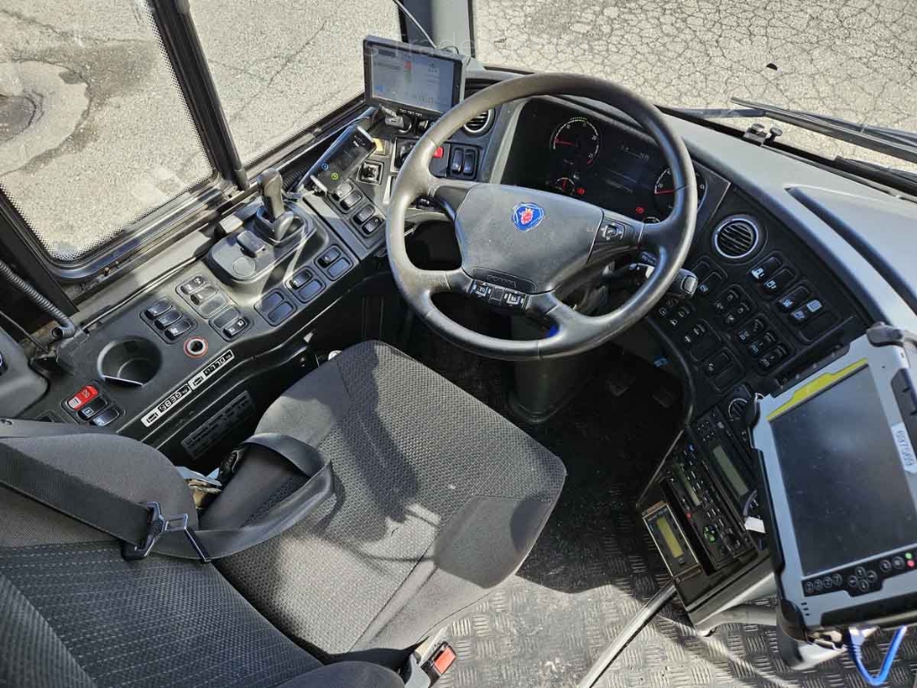 SCANIA OmniExpress 360 LK 440