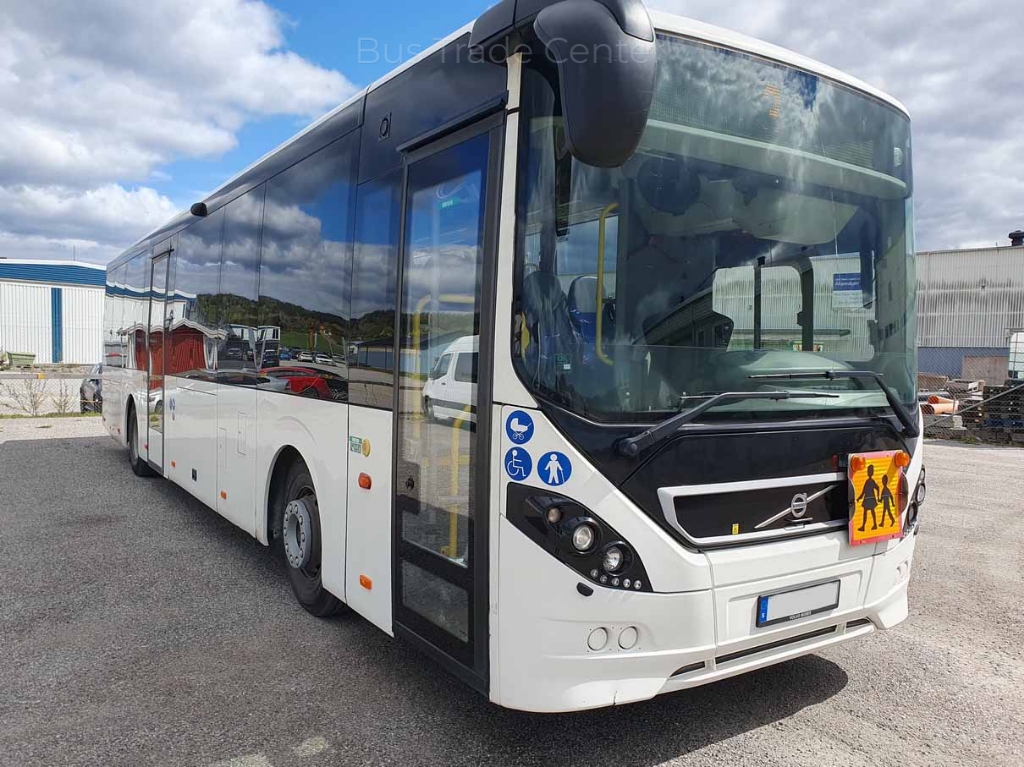 VOLVO 8900 B8R