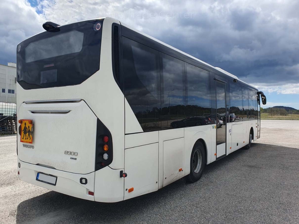 VOLVO 8900 B8R
