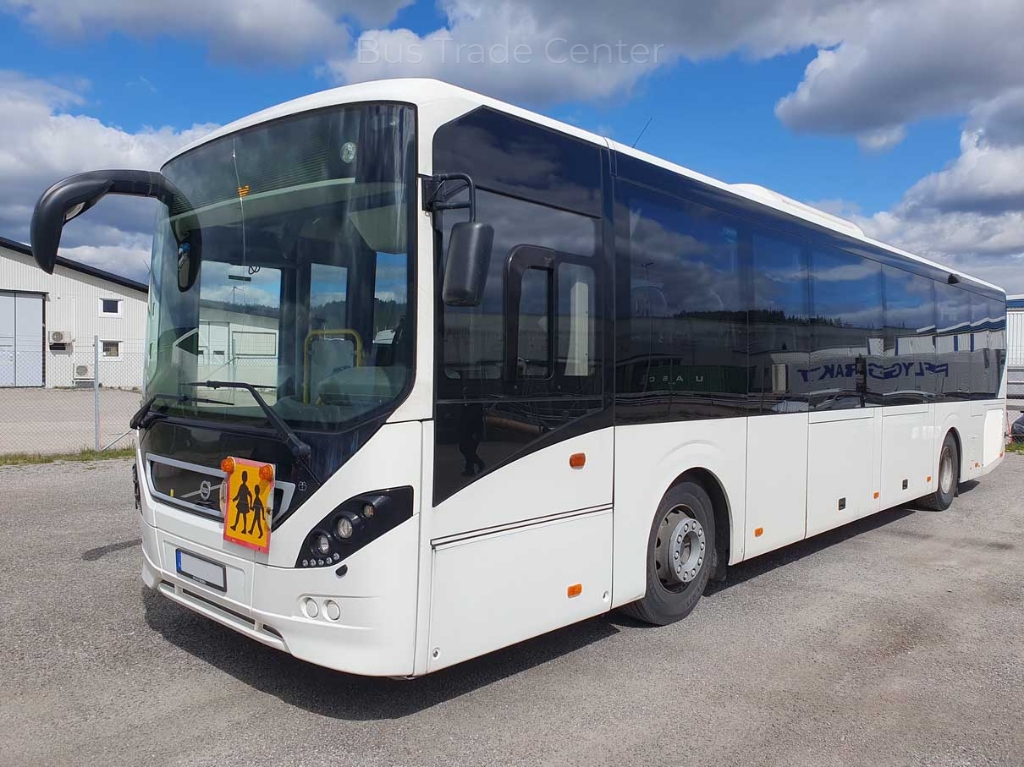 VOLVO 8900 B8R