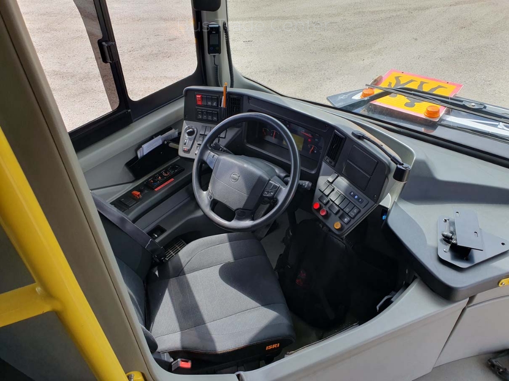 VOLVO 8900 B8R