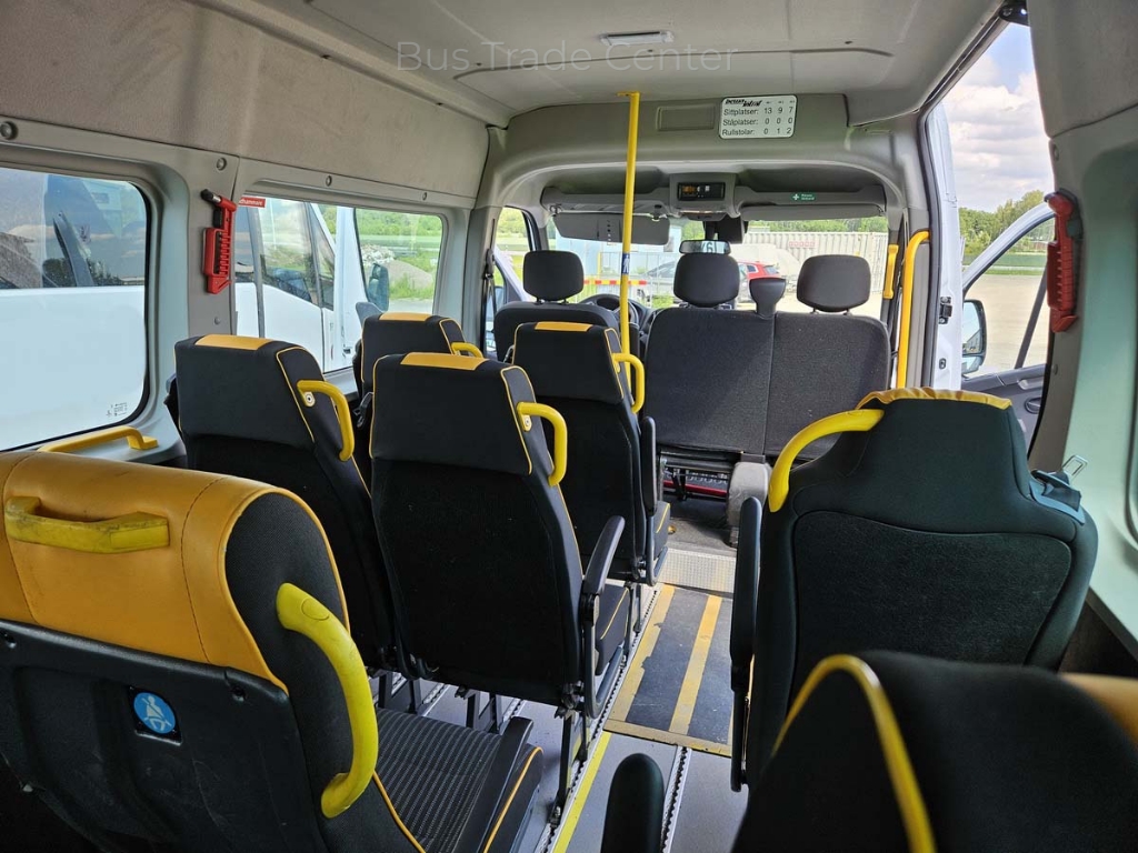 RENAULT MASTER TRABUS // 4 units
