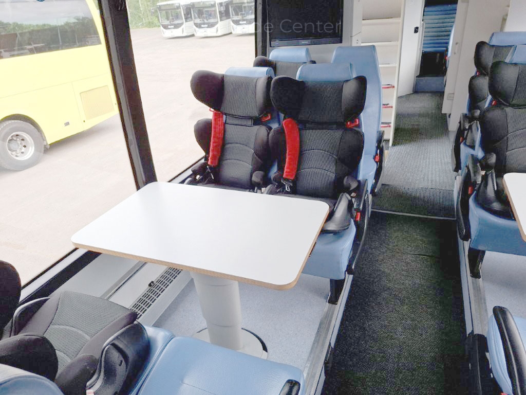 SCANIA Förskolebuss Kiitokori Omnistar K320 IB 4x2
