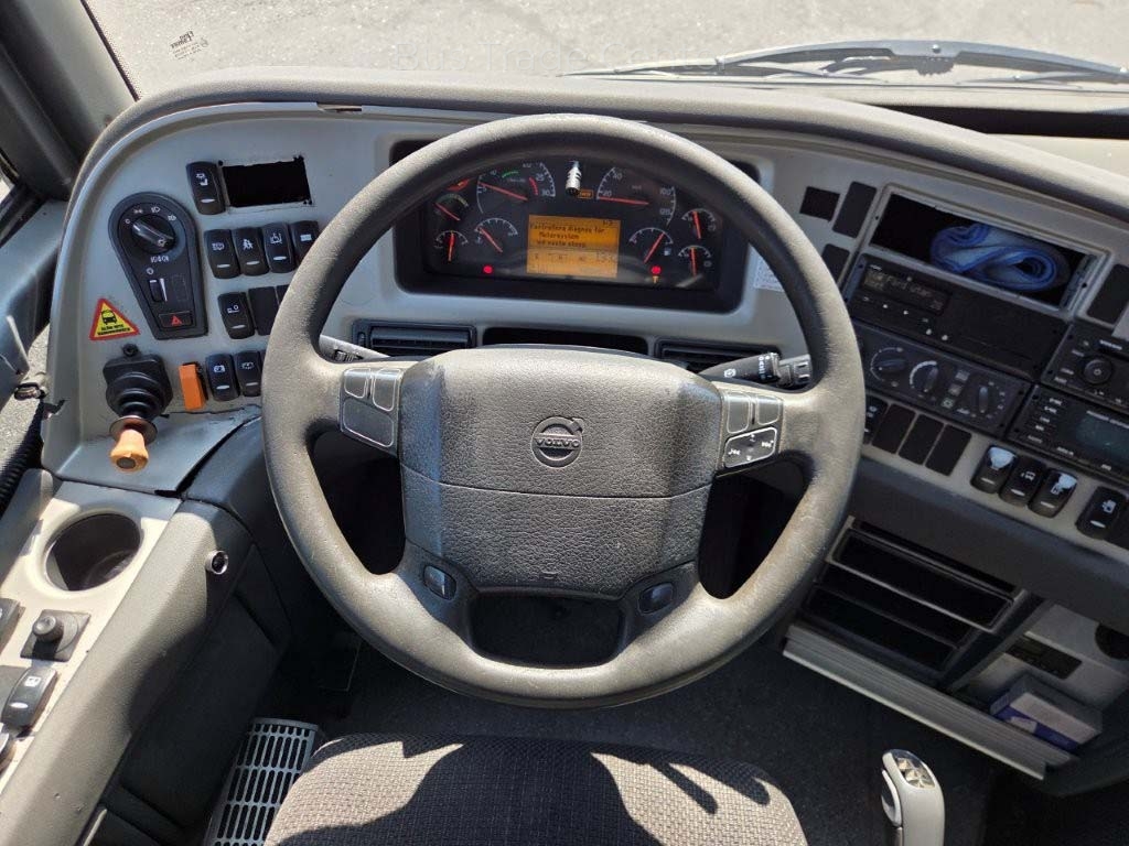 VOLVO 9700S B12B