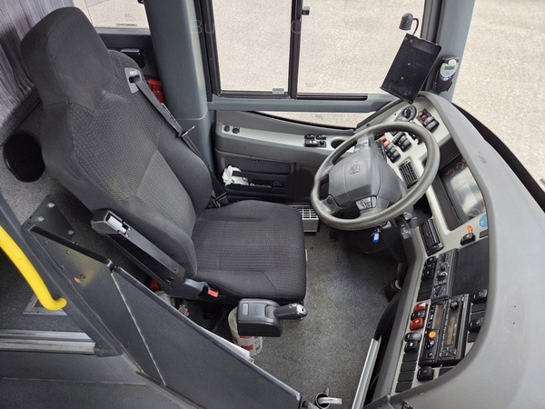 VOLVO 9700S NL B11R 