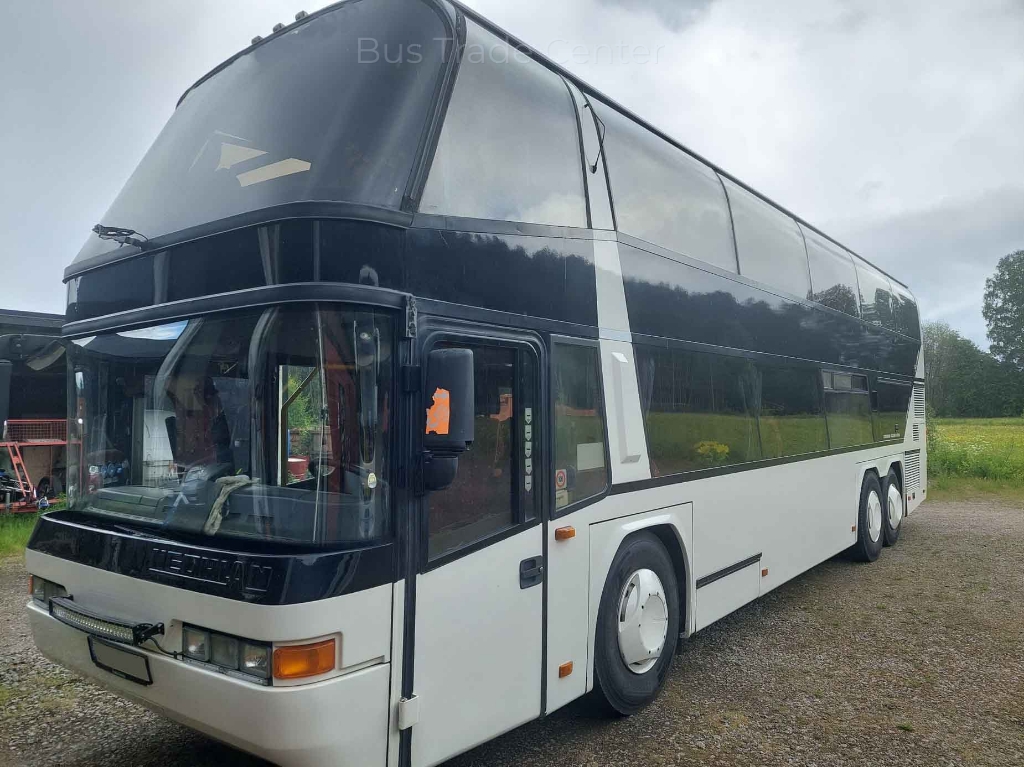 NEOPLAN Skyliner N122/3