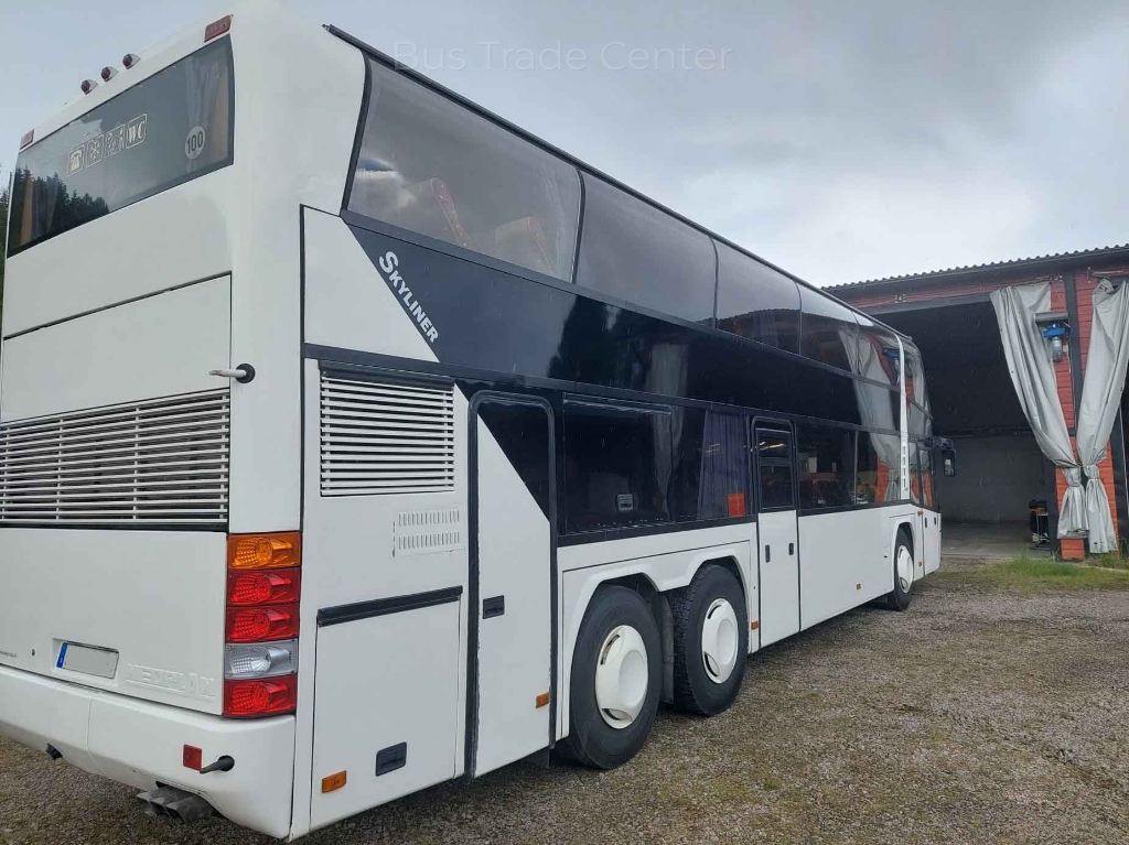 NEOPLAN Skyliner N122/3